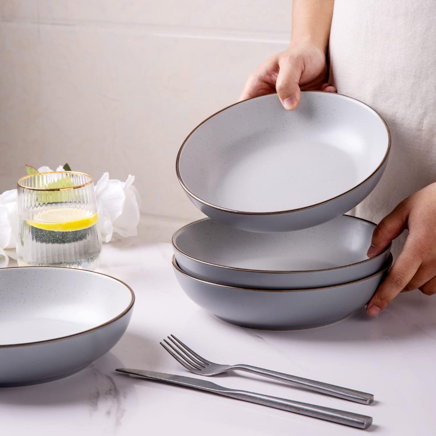 8.5'' Stoneware Pasta Bowls, 32oz Large Speckled Bowls Set of 4 for Kitchen, Wide & Flat Bowls for Pasta,Salad,Oatmeal, Microwave&Dishwasher Safe, Matte Gray