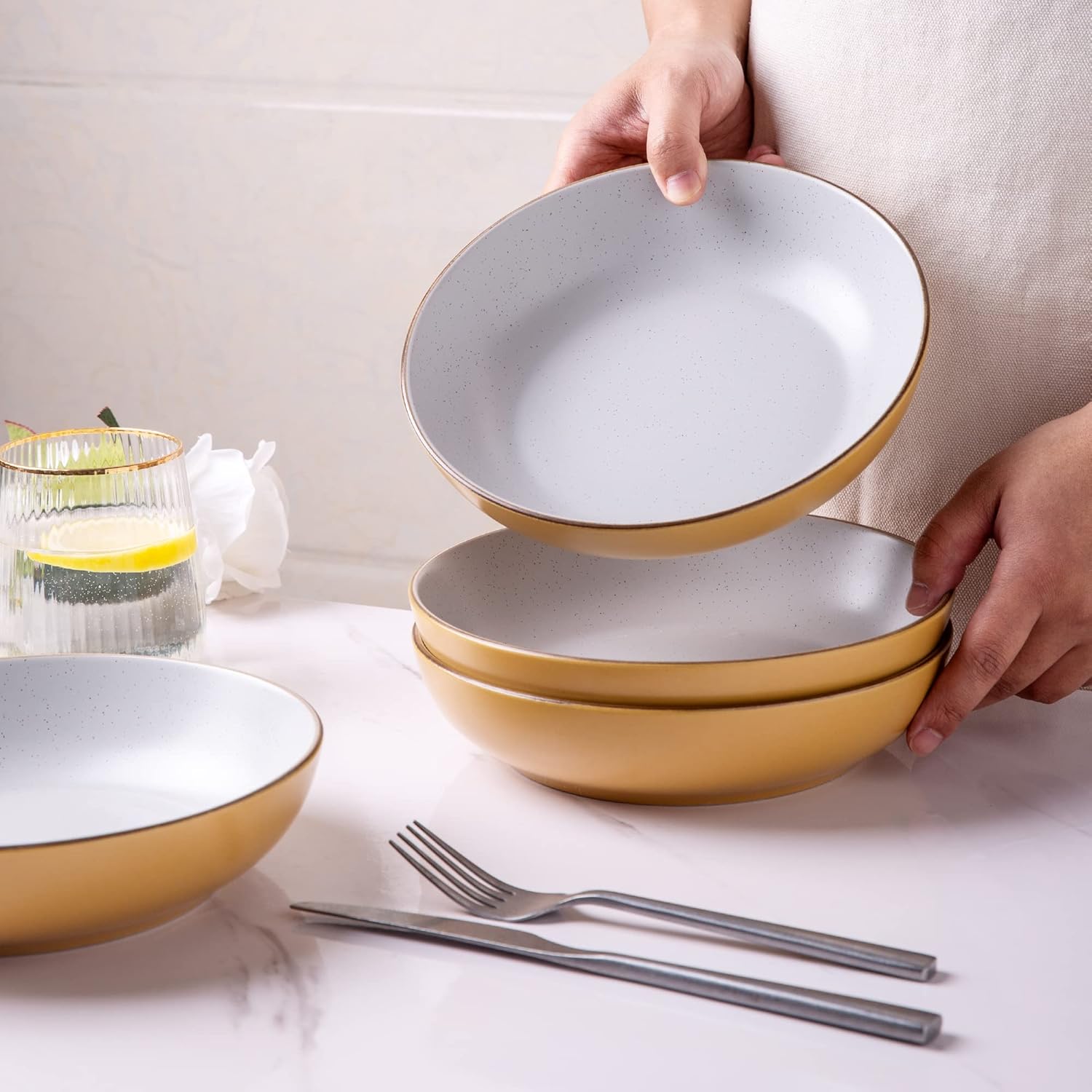 8.5'' Stoneware Pasta Bowls, 32oz Large Speckled Bowls Set of 4 for Kitchen, Wide Bowls for Pasta,Salad,Oatmeal, Microwave&Dishwasher Safe, Matte Yellow