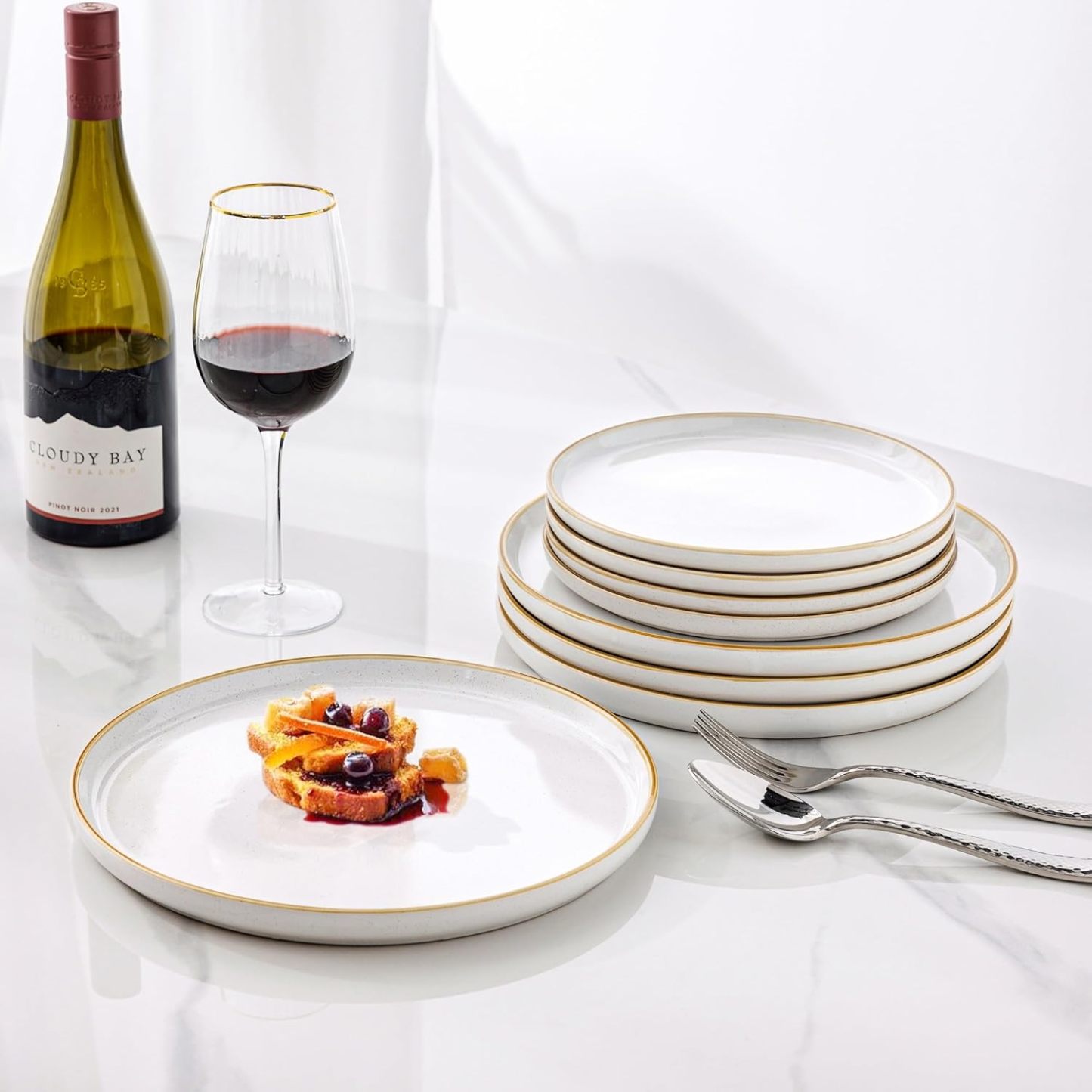 Dinnerware Set, 18 Pieces Ceramic Plates and Bowls Set, Stoneware Plates Set Handpainted, Dishwasher & Microwave Safe Dishes Set (Speckled White, Service for 6)