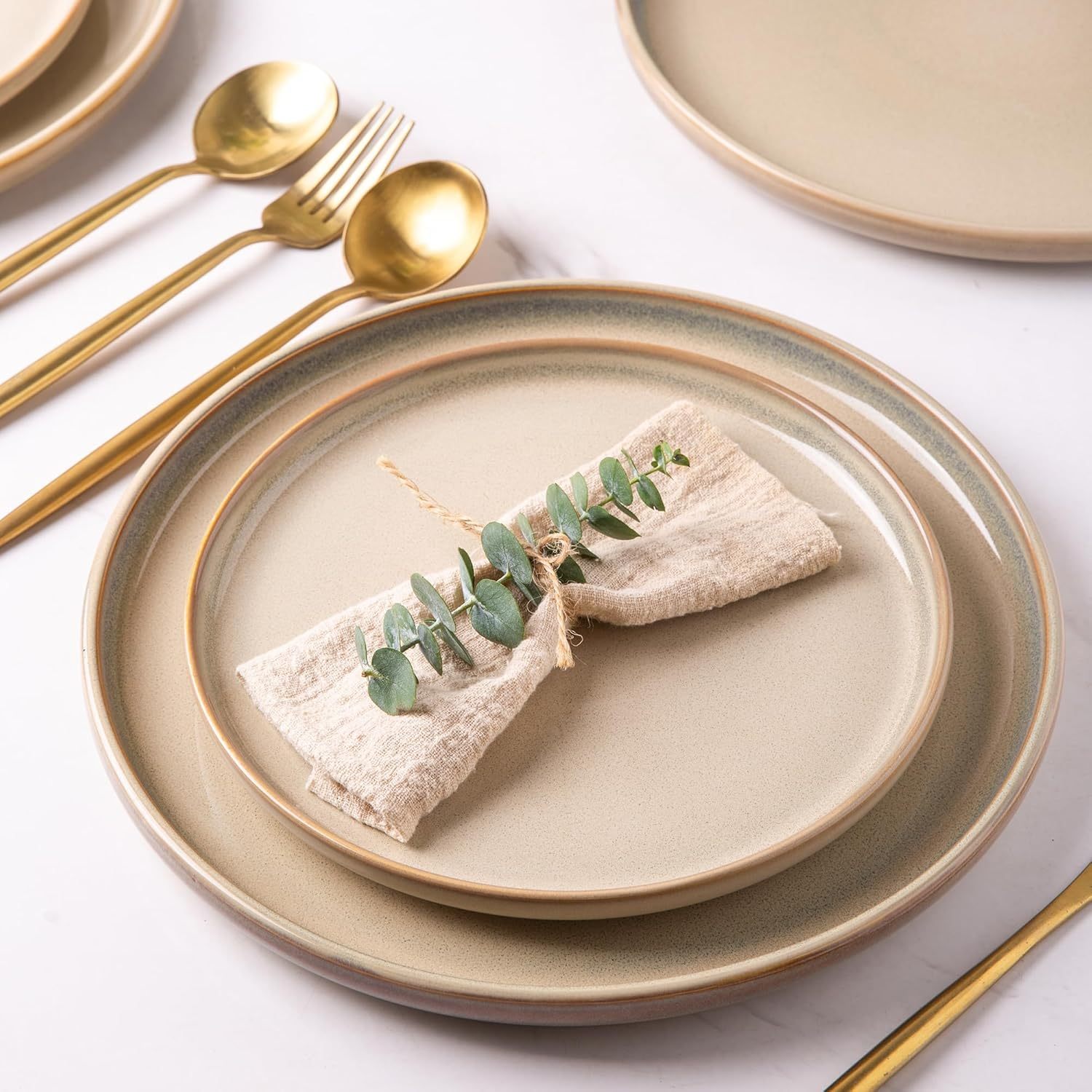 Stoneware Dinnerware Sets,Round Reactive Glaze Ceramic Plates and Bowls Sets,Highly Chip and Crack Resistant | Dishwasher & Microwave Safe Dishes,Service for 6 (18pc)