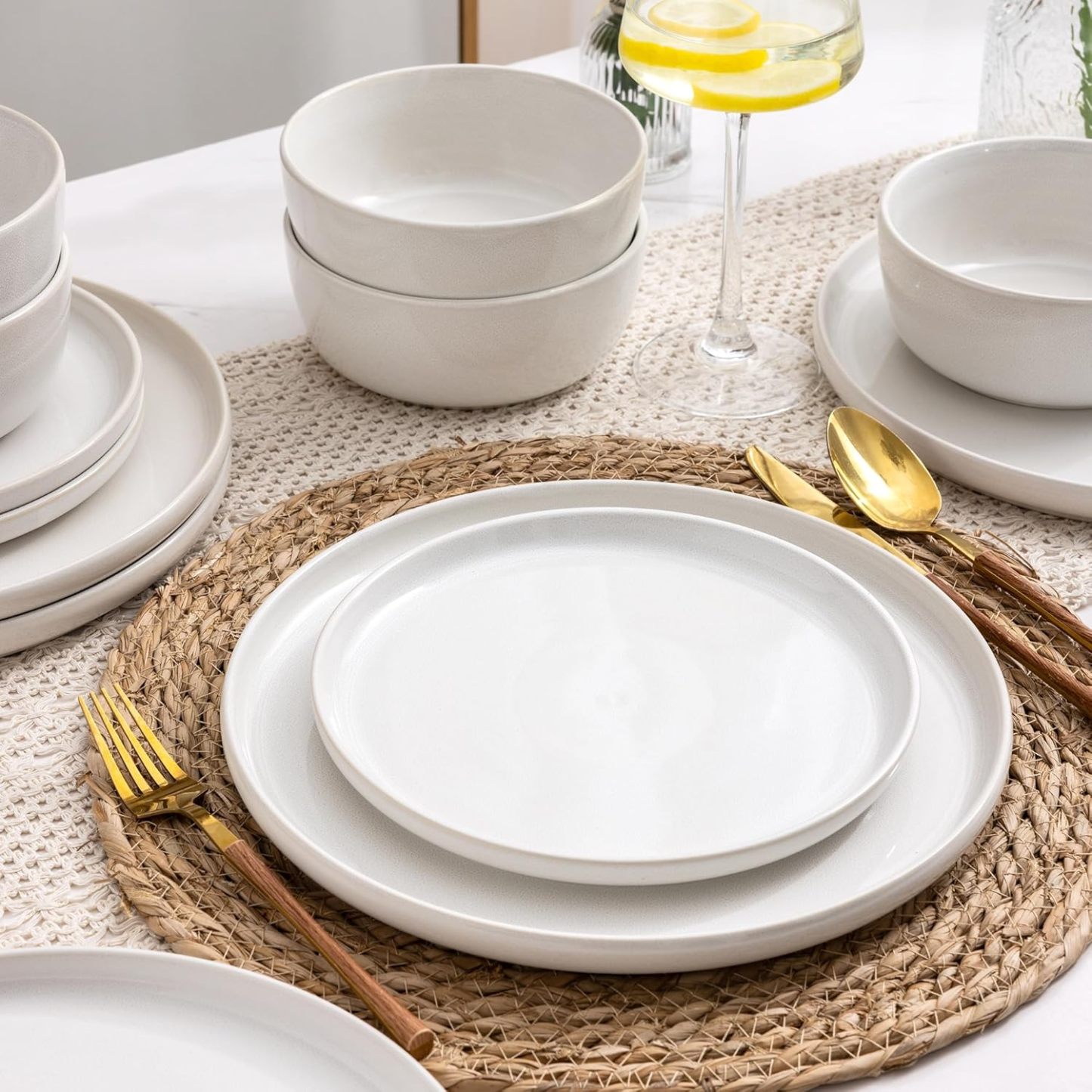 Stoneware Plates Set of 6, 10.5 Inch Ceramic Plates Set, Microwave,Dishwasher Safe,Scratch Resistant, Modern Large Dinnerware Dishes Set Kitchen Dinner Plates-Reactive White