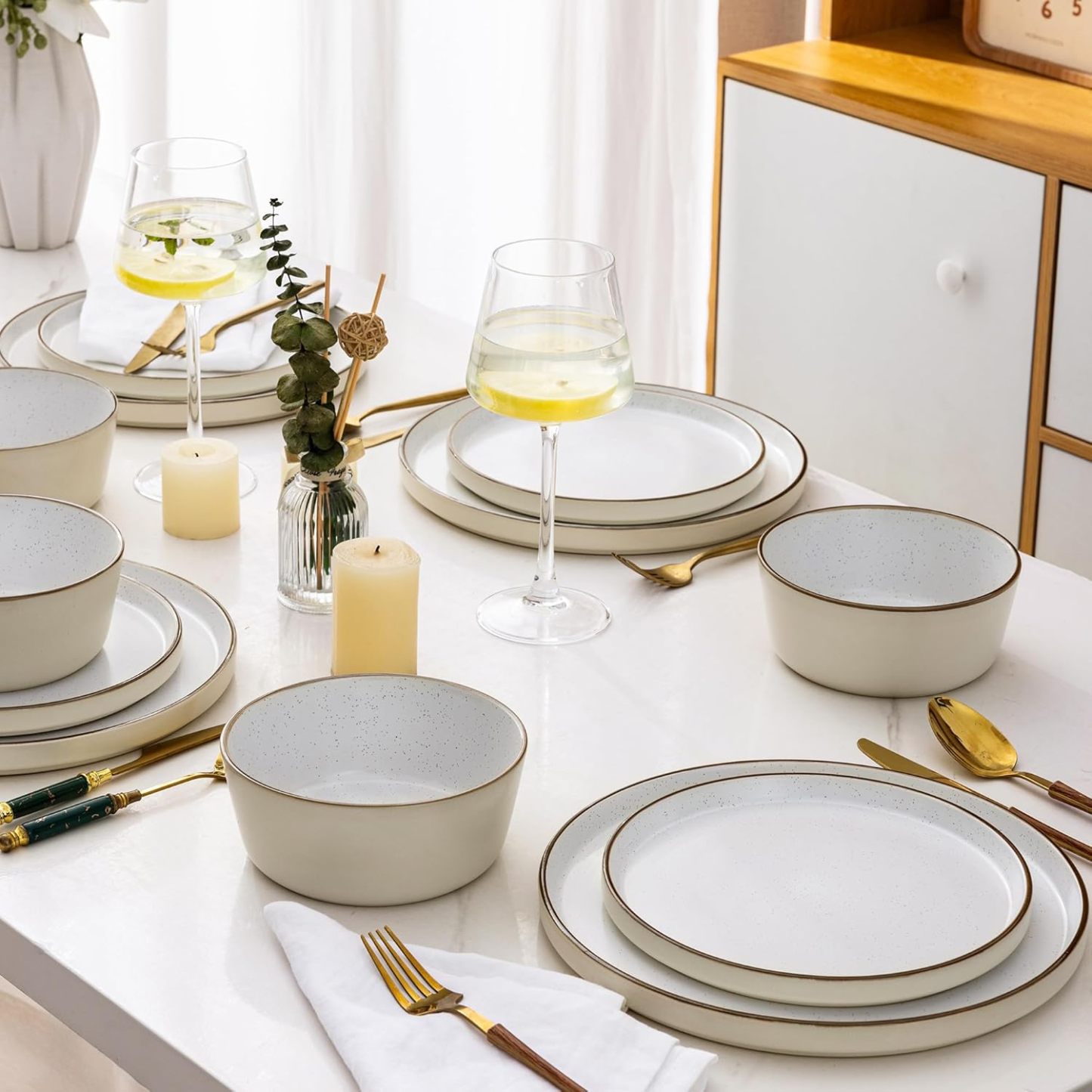 Dinnerware Set for 6, 18 Pieces Ceramic Plates and Bowls Set, Handcrafted Speckled Stoneware Plates Set, Dishwasher & Microwave Safe Dishes Set - (Cream, Service for 6)