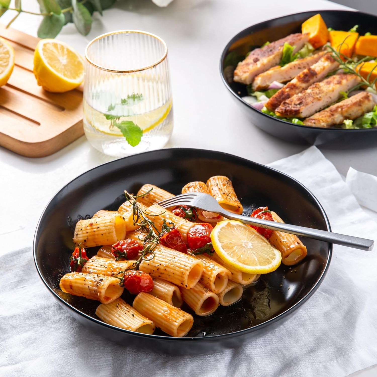 9.75'' Ceramic Large Pasta Bowls, 38oz Stoneware Flat Serving Bowls Set of 4, Oven,Microwave&Dishwasher Safe Bowls with Wavy Rim for Fruit Pasta Salad Meal, Matte Black