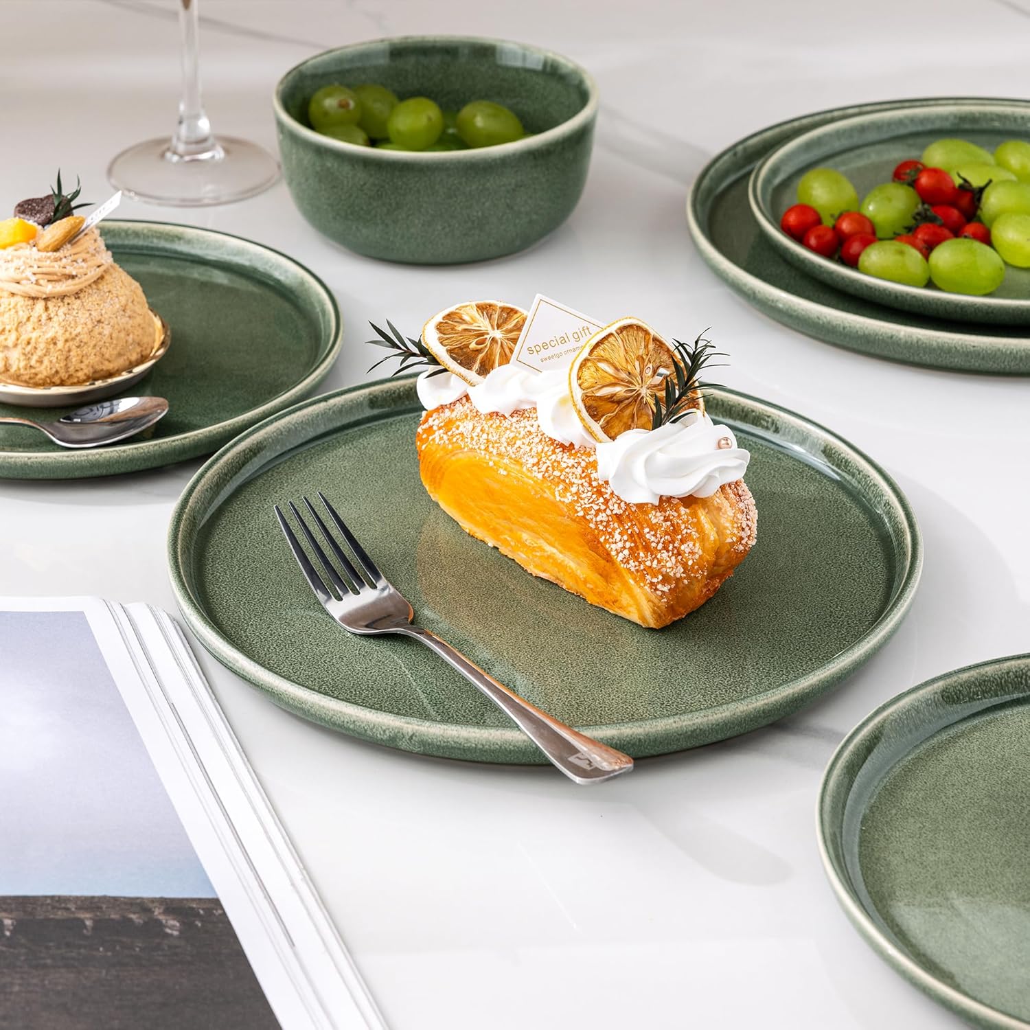 Stoneware Dinnerware Sets,Round Reactive Glaze Ceramic Plates and Bowls Set,Highly Chip and Crack Resistant | Dishwasher & Microwave Safe Dishes,Service for 6 (18pc) Jade Green