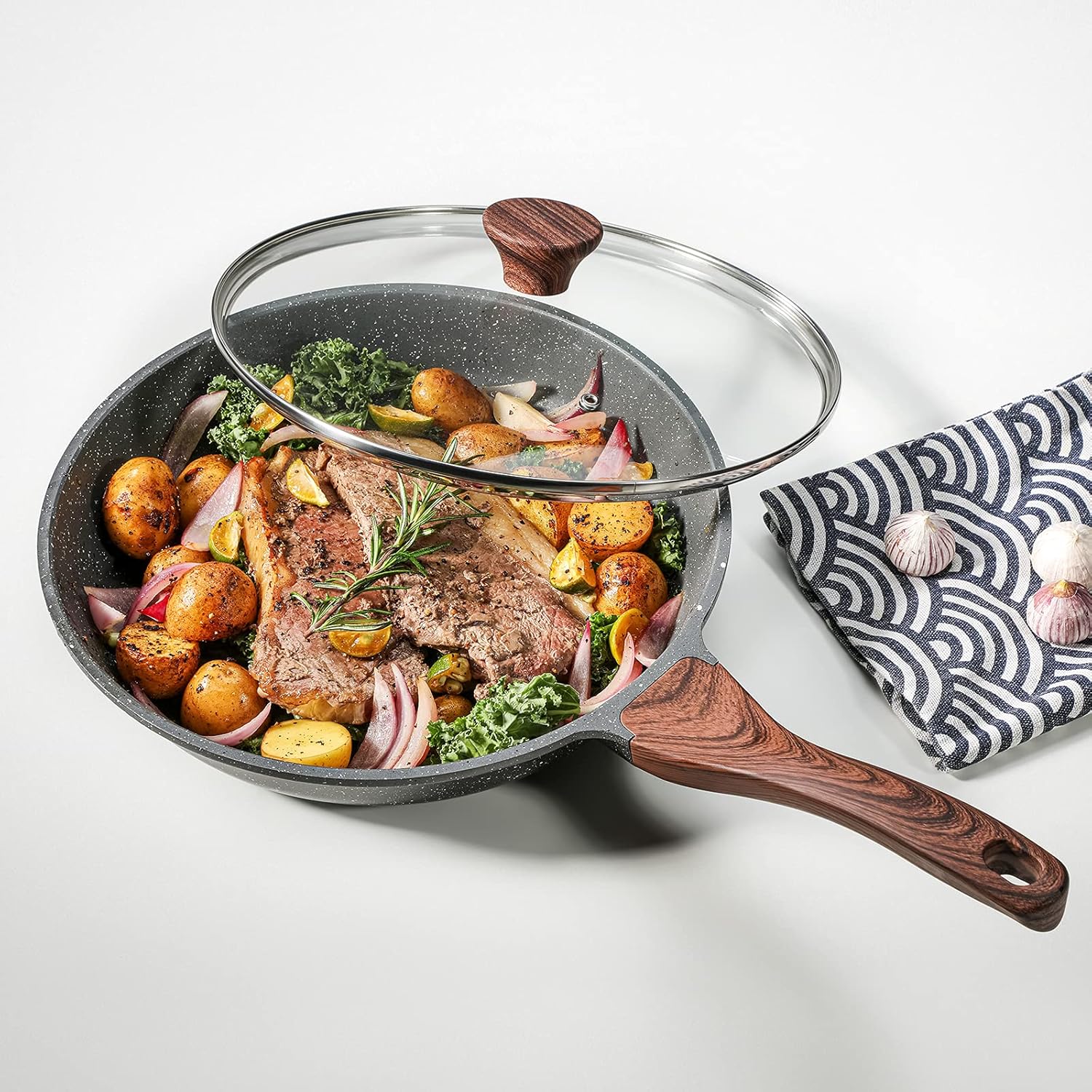 Nonstick Frying Pan Skillet with Lid, Omelet Pan with Cover, Healthy Cooking Chef's Pan, Kitchen Non toxic Pan, PFOA Free (10inch + Glass Lid)