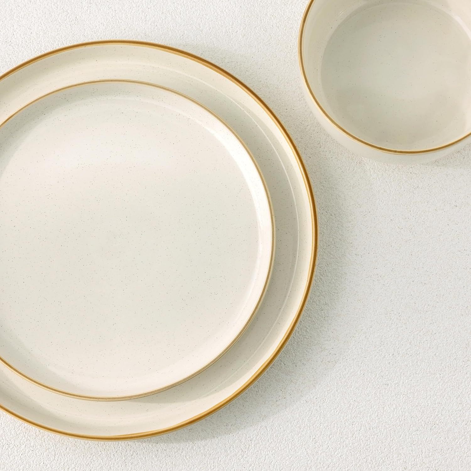 Dinnerware Set, 18 Pieces Ceramic Plates and Bowls Set, Stoneware Plates Set Handpainted, Dishwasher & Microwave Safe Dishes Set (Speckled Beige, Service for 6)