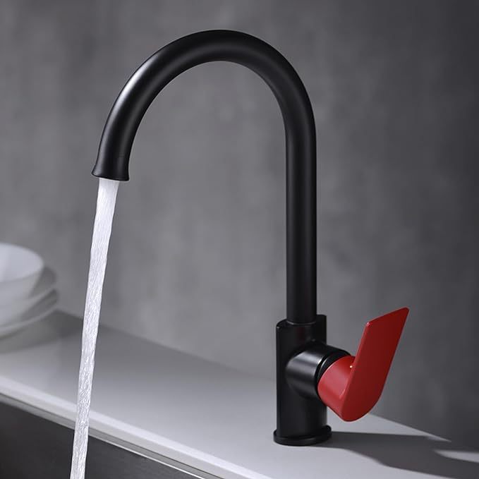 Kitchen Faucet Hot and Cold Splash Proof Rotatable Sink Faucet