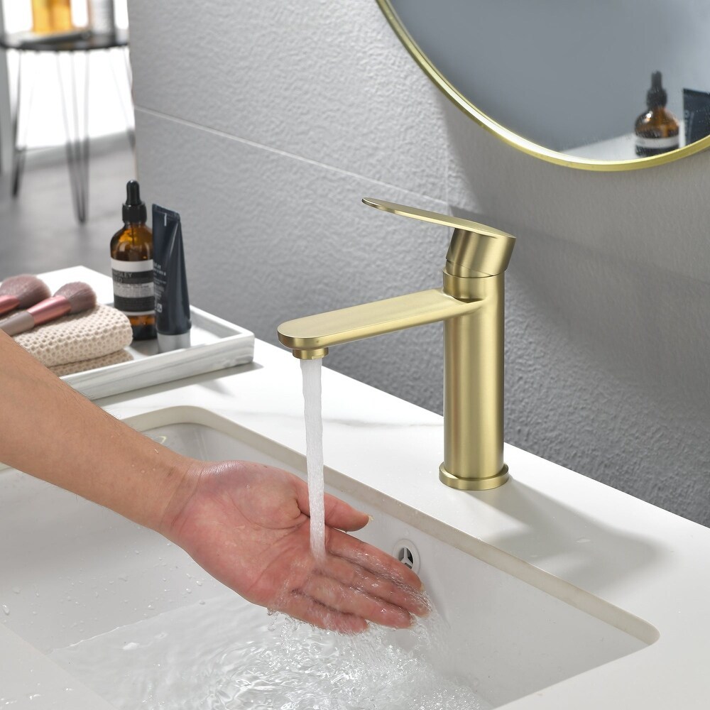 Single Handle Single Hole Bathroom Faucet