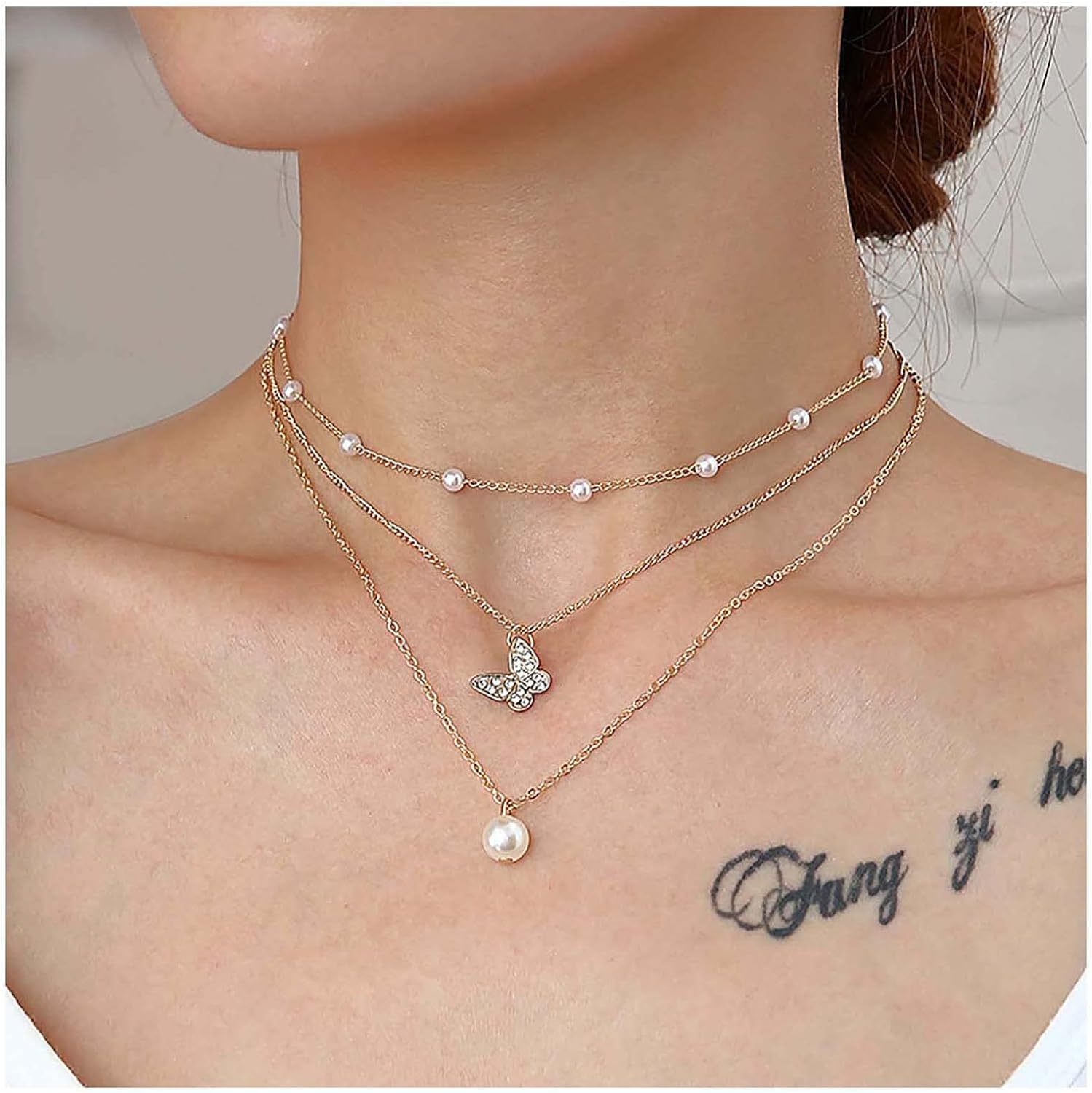 Innoven Vintage Layered Pearl Pendant Necklace