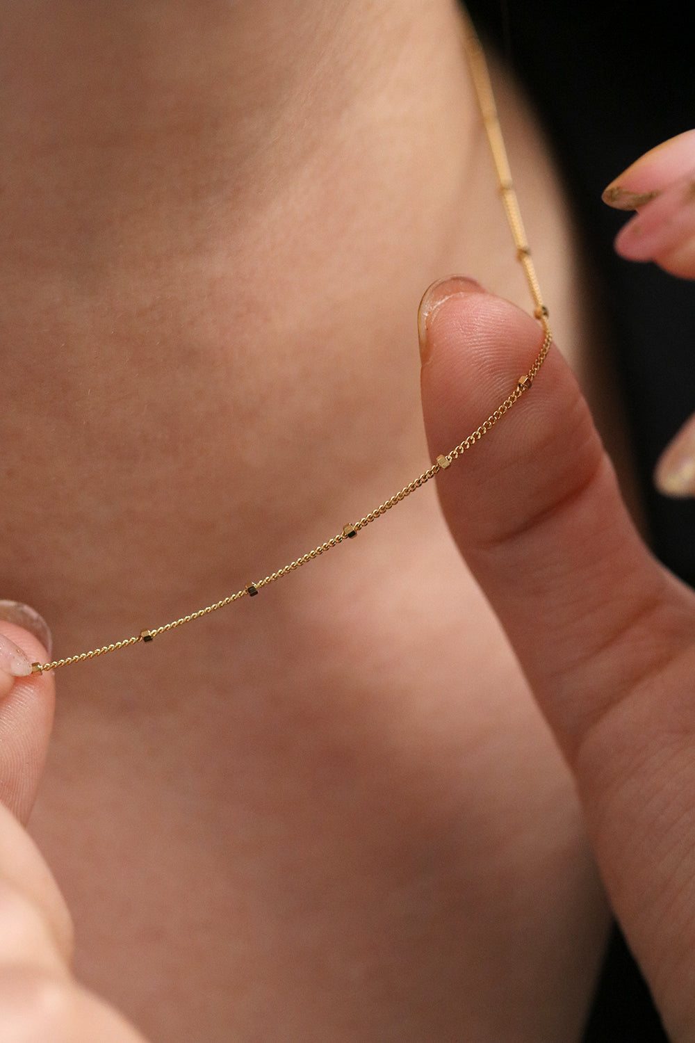 Relay bolts necklace