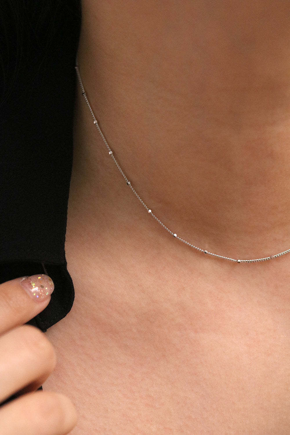 Relay bolts necklace