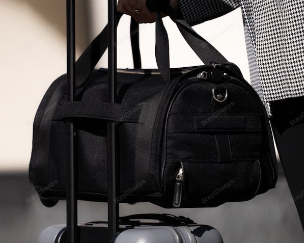 🧳 THE CONVERTIBLE DUFFLE GARMENT LUGGAGE