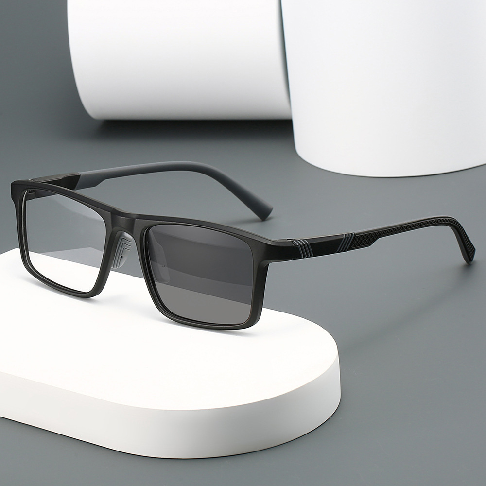 LIGHTWEIGHT FULL-RIM SPORT PHOTOCHROMIC PROGRESSIVE READING GLASSES