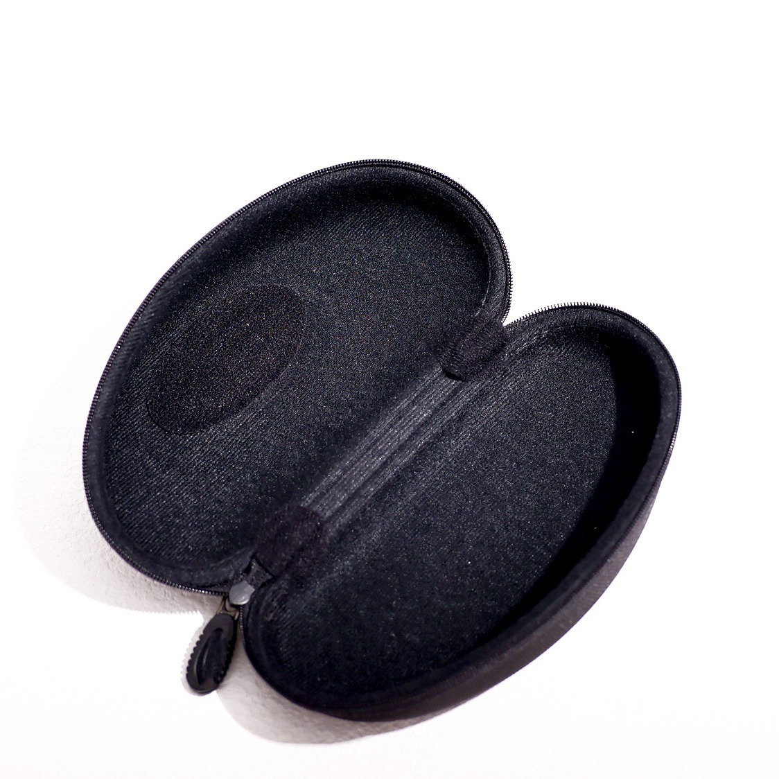 Protective Hard Shell Glasses Case with Soft Interior & Zipper Closure