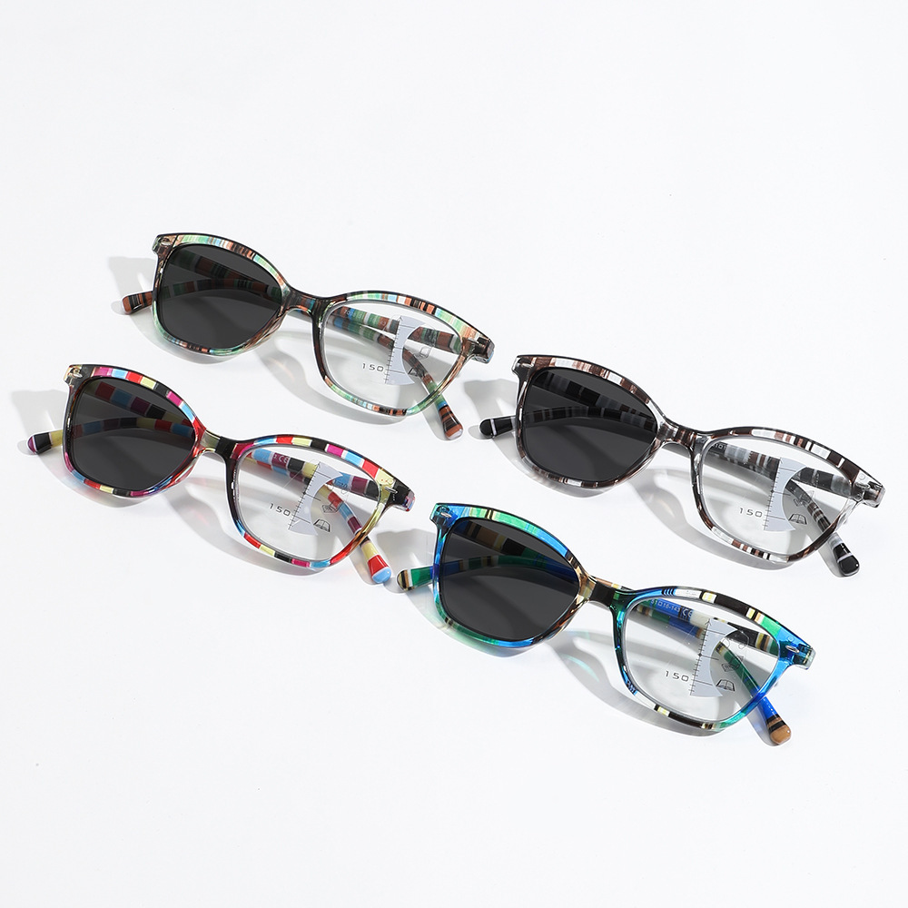 FASHIONABLE RAINBOW STRIPES ULTRA-LIGHT COLOR CHANGING READING GLASSES