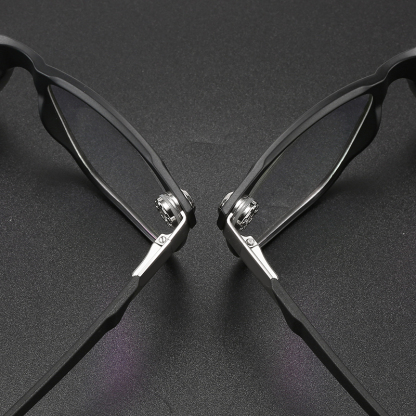 CASUAL PERFORATED PHOTOCHROMIC MULTIFOCAL READING GLASSES