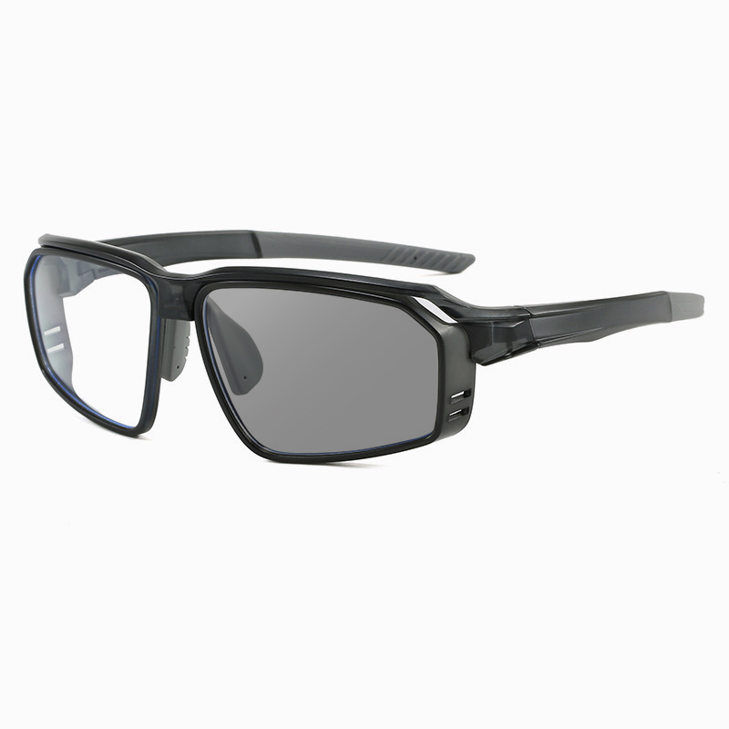 LIGHTWEIGHT OUTDOOR PROTECTIVE READING GLASSES
