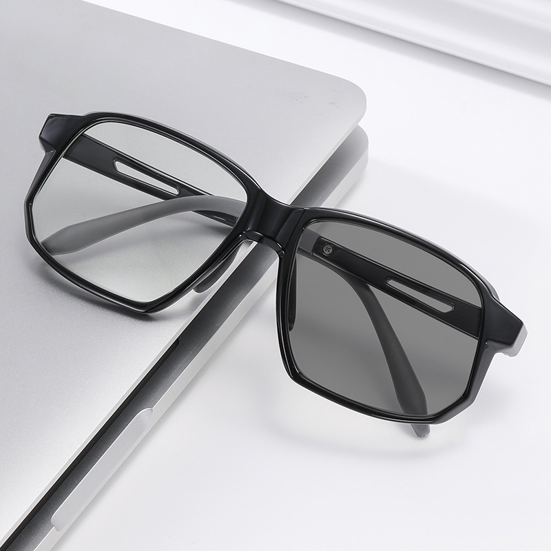 SPORTS ULTRA-LIGHT ELASTIC COLOR-CHANGING MULTIFOCAL READING GLASSES