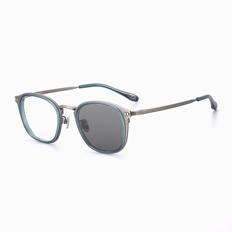 RETRO BRUSHED PURE TITANIUM COLOR-CHANGING MULTIFOCAL READING GLASSES