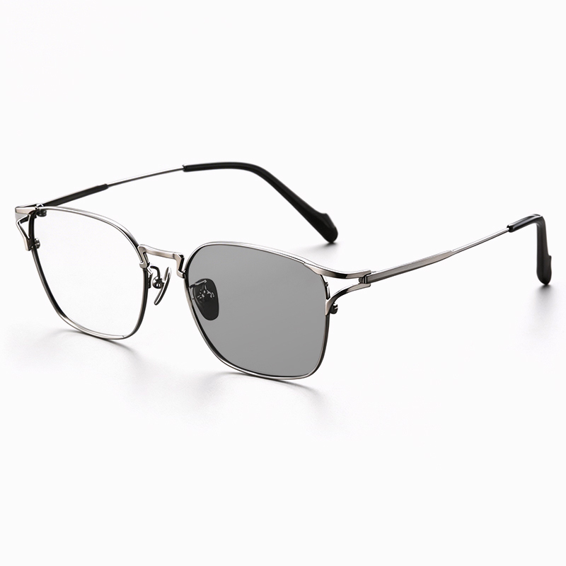 RETRO ULTRA-LIGHT TITANIUM PHOTOCHROMIC MULTIFOCAL GLASSES WITH BLUE LIGHT PROTECTION