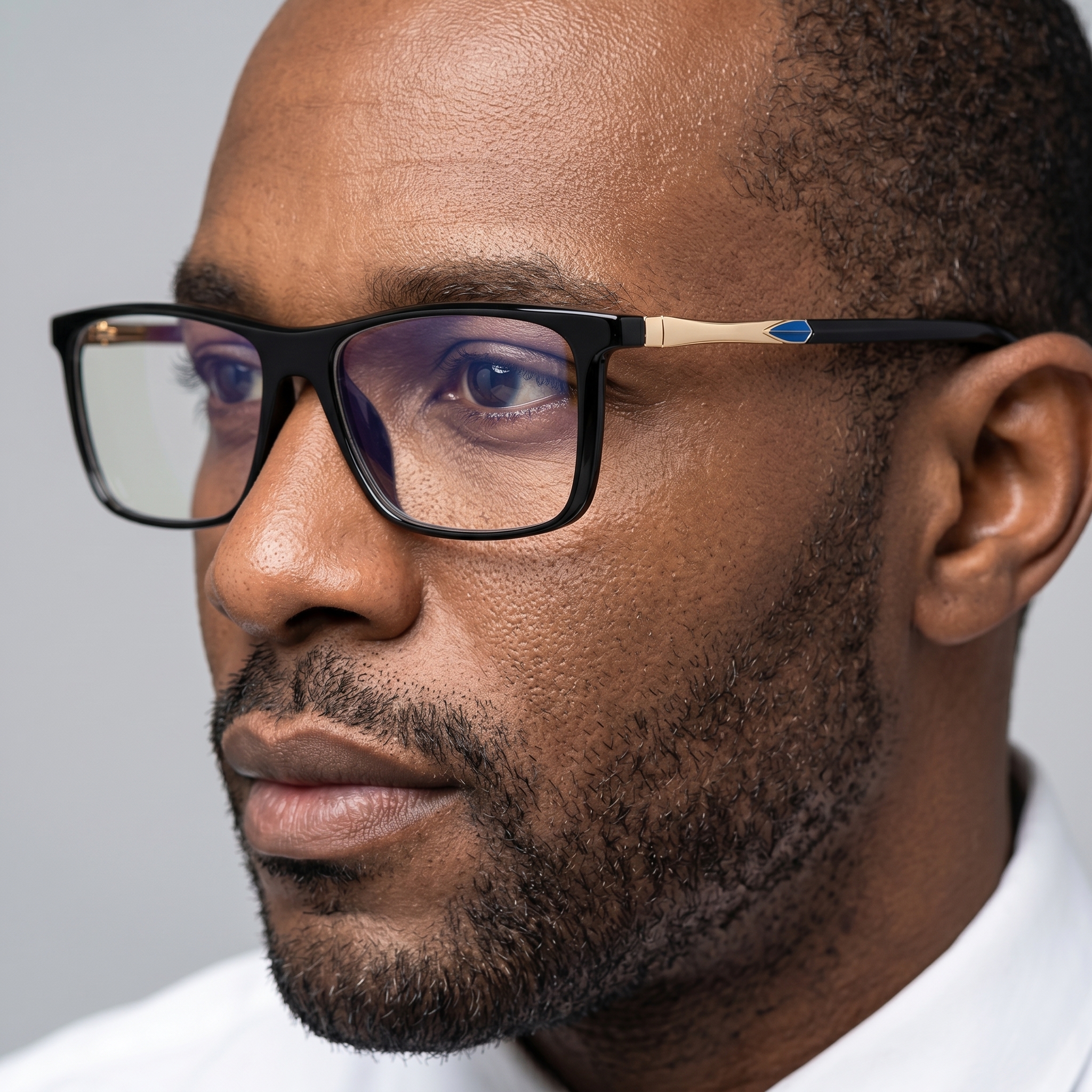 SQUARE CLASSIC GEMSTONE COLOR-CHANGING MULTIFOCAL READING GLASSES