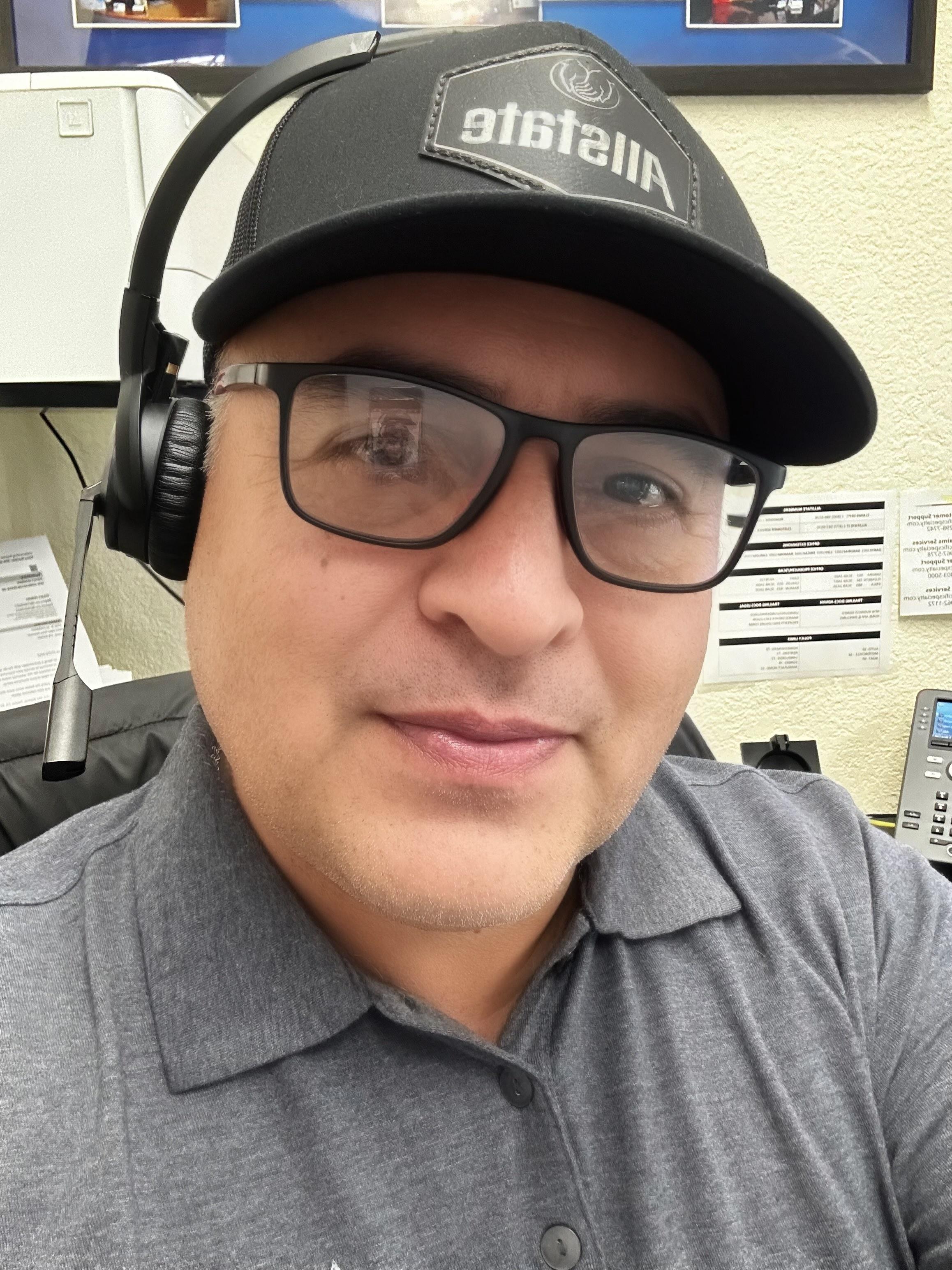 Customer wearing Manlykicks glasses outdoors