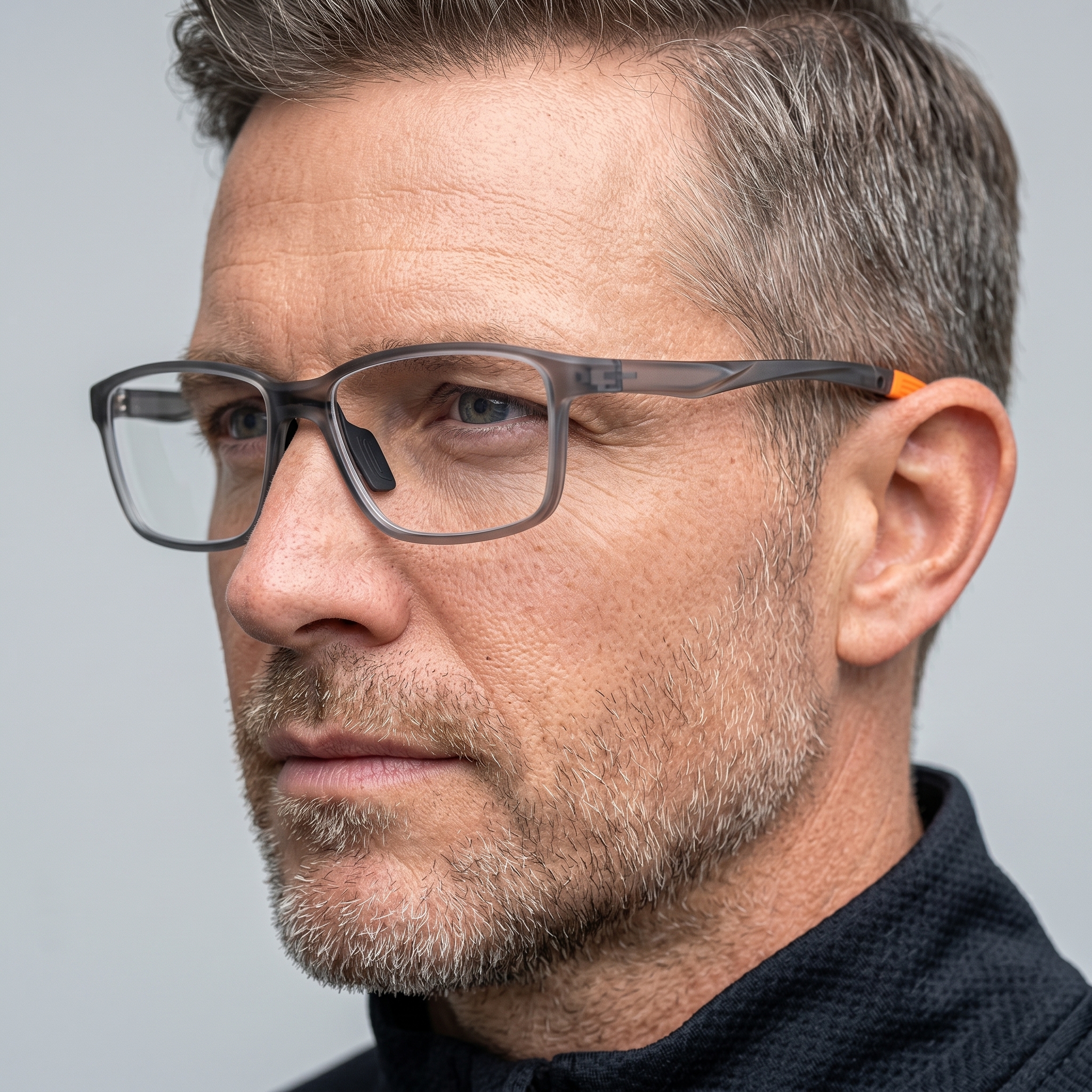 FULL-FRAME MINIMALIST BLUE-LIGHT BLOCKING PHOTOCHROMIC PROGRESSIVE MULTIFOCAL READING GLASSES