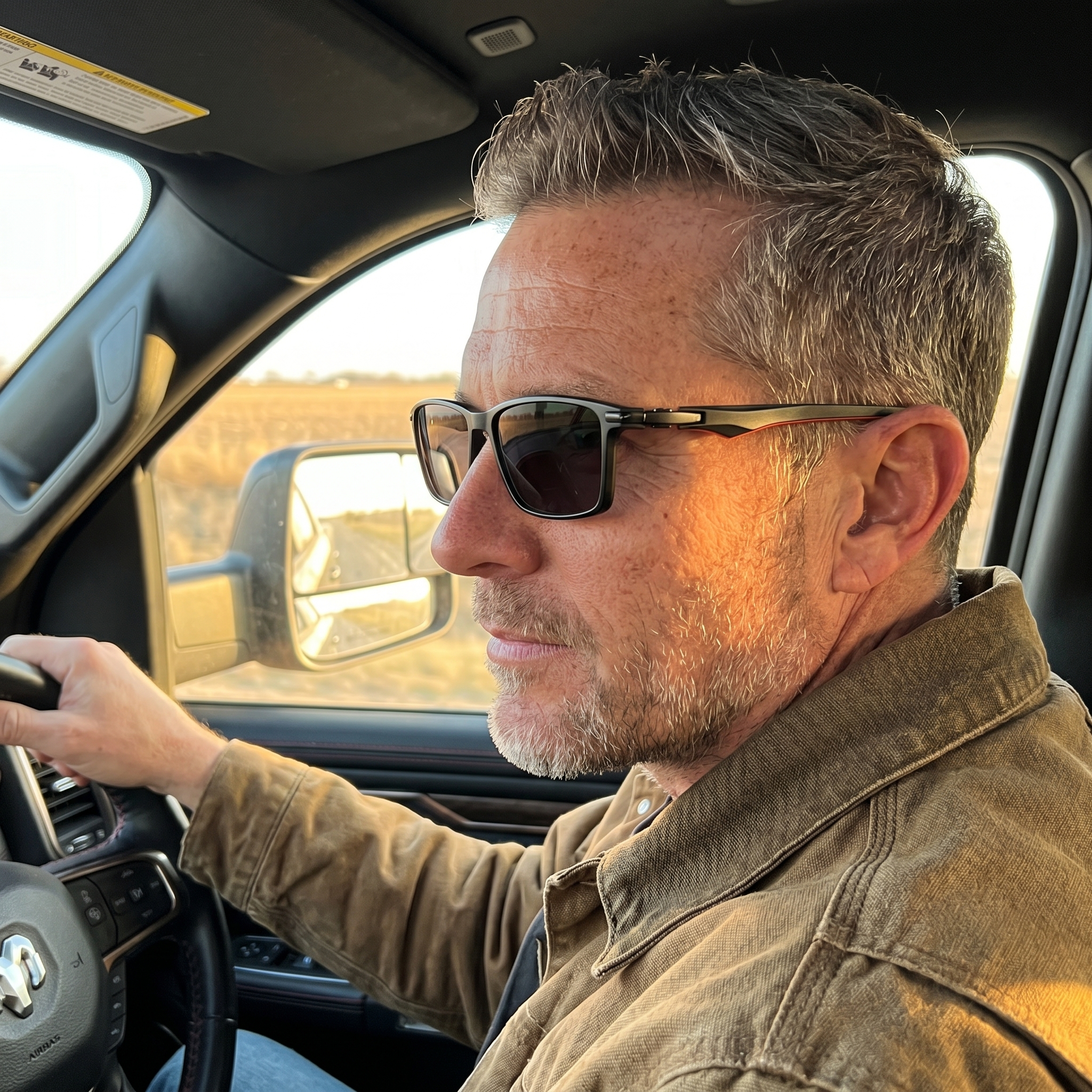 SPORTS FULL-RIM PHOTOCHROMIC MULTIFOCAL READING GLASSES