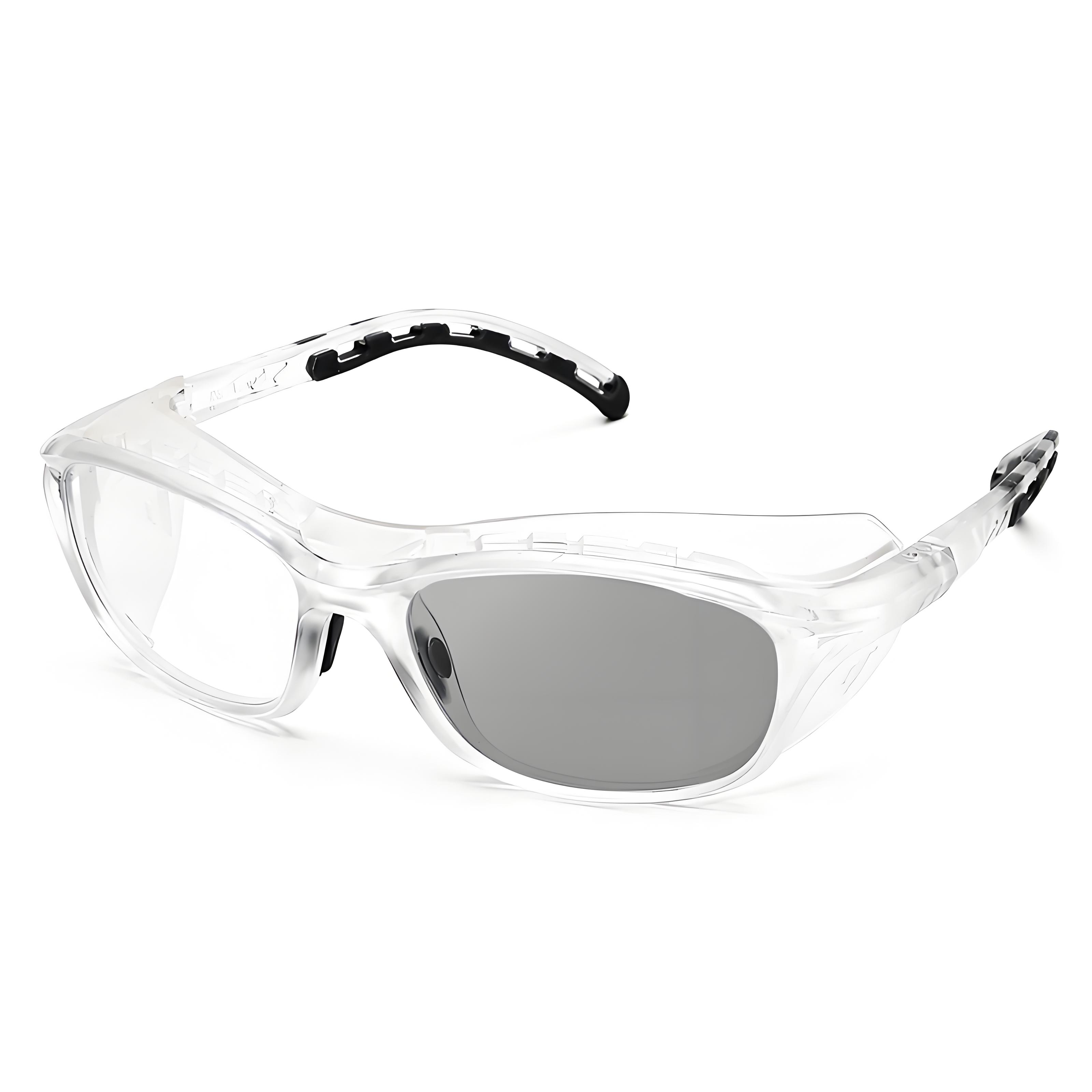 PROTECTIVE READING GLASSES WITH SIDE SHIELDS FOR DUST AND AIRBORNE PARTICLES