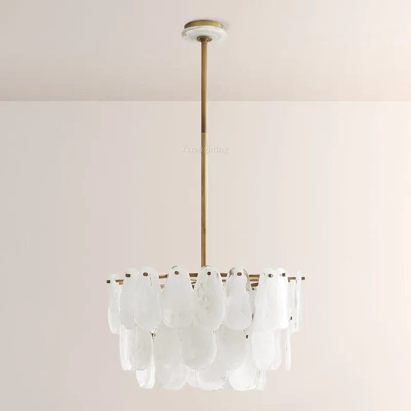 Leone Chandelier 25"