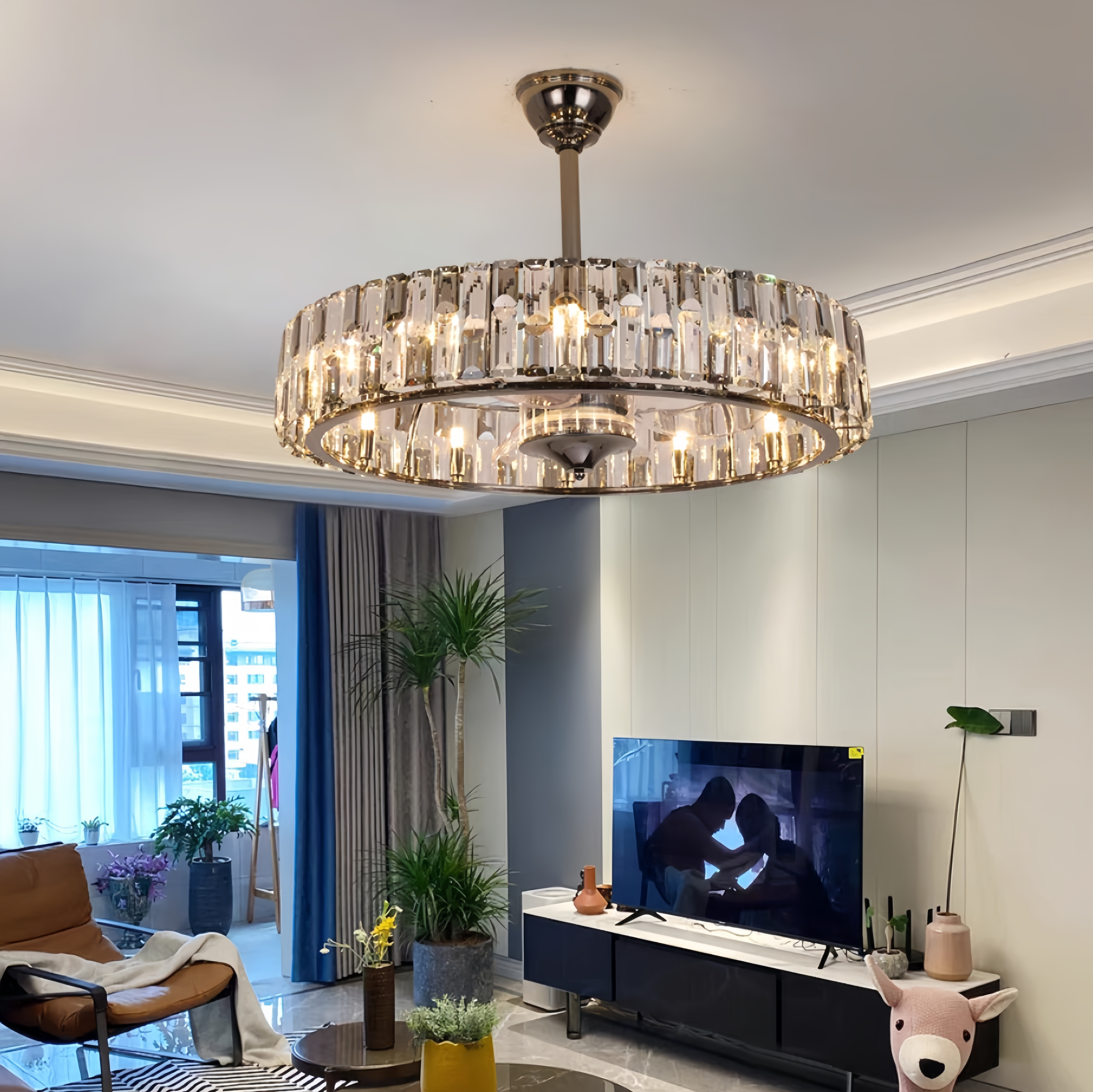 New Modern Invisible Fan Light Candle Crystal Chandelier for Living/Dining Room/Bedroom