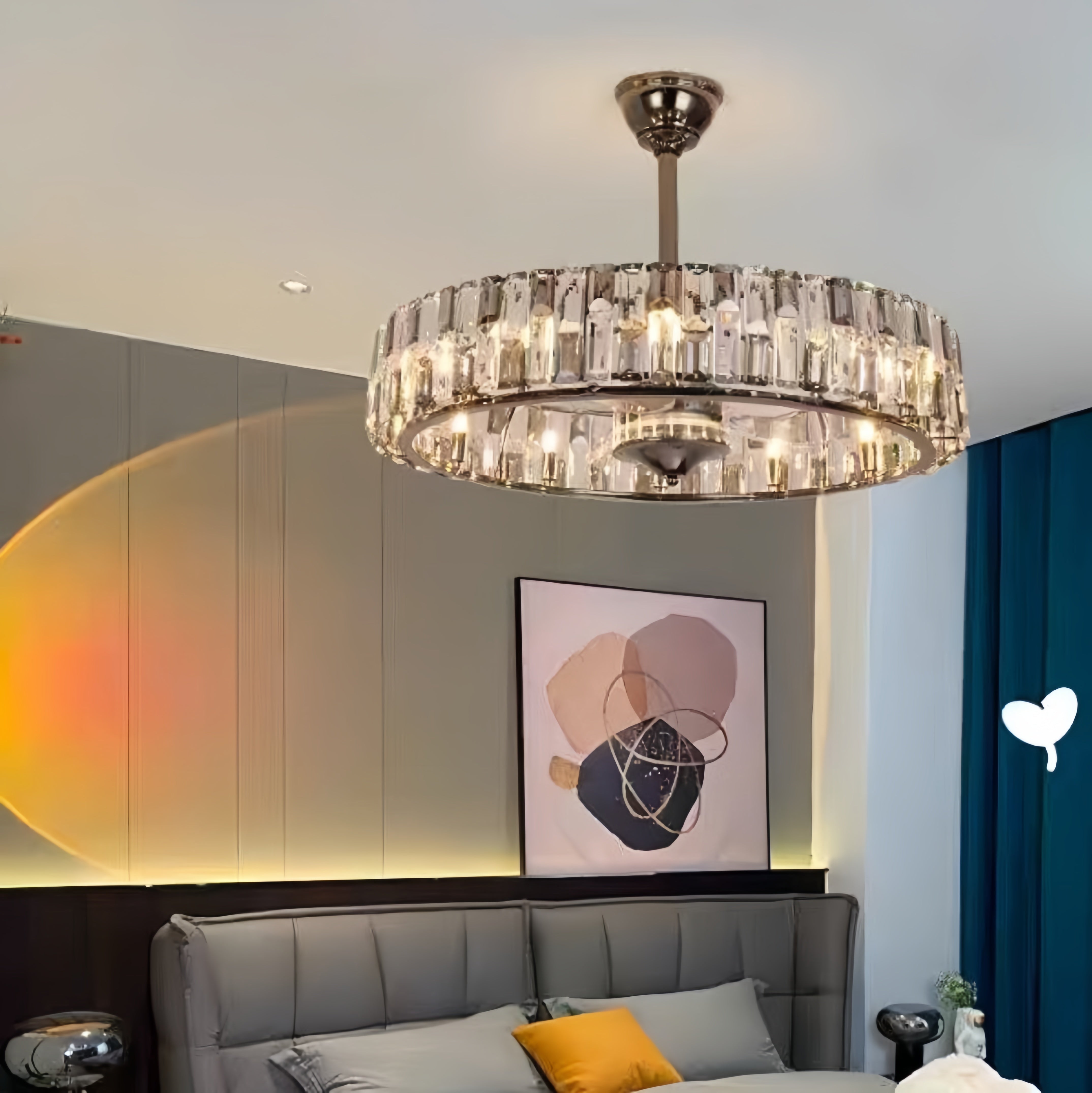 New Modern Invisible Fan Light Candle Crystal Chandelier for Living/Dining Room/Bedroom
