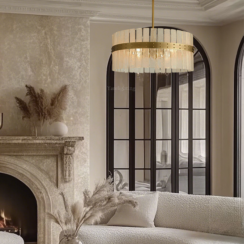 Sincllair Chandelier 28"