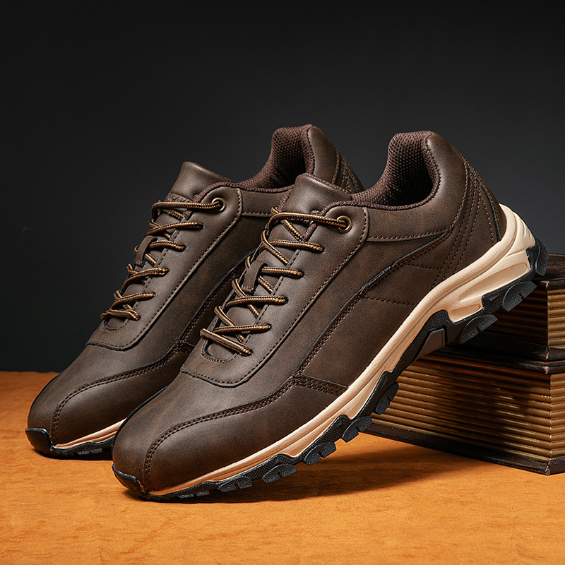 MEN'S OUTDOOR LEATHER WATERPROOF COMFORTABLE SPORTS SHOES