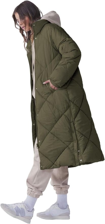 Catalysly Women's Topstitched Down Coat, Long Winter Jacket with Zipper, Loose Fit Down Jacket