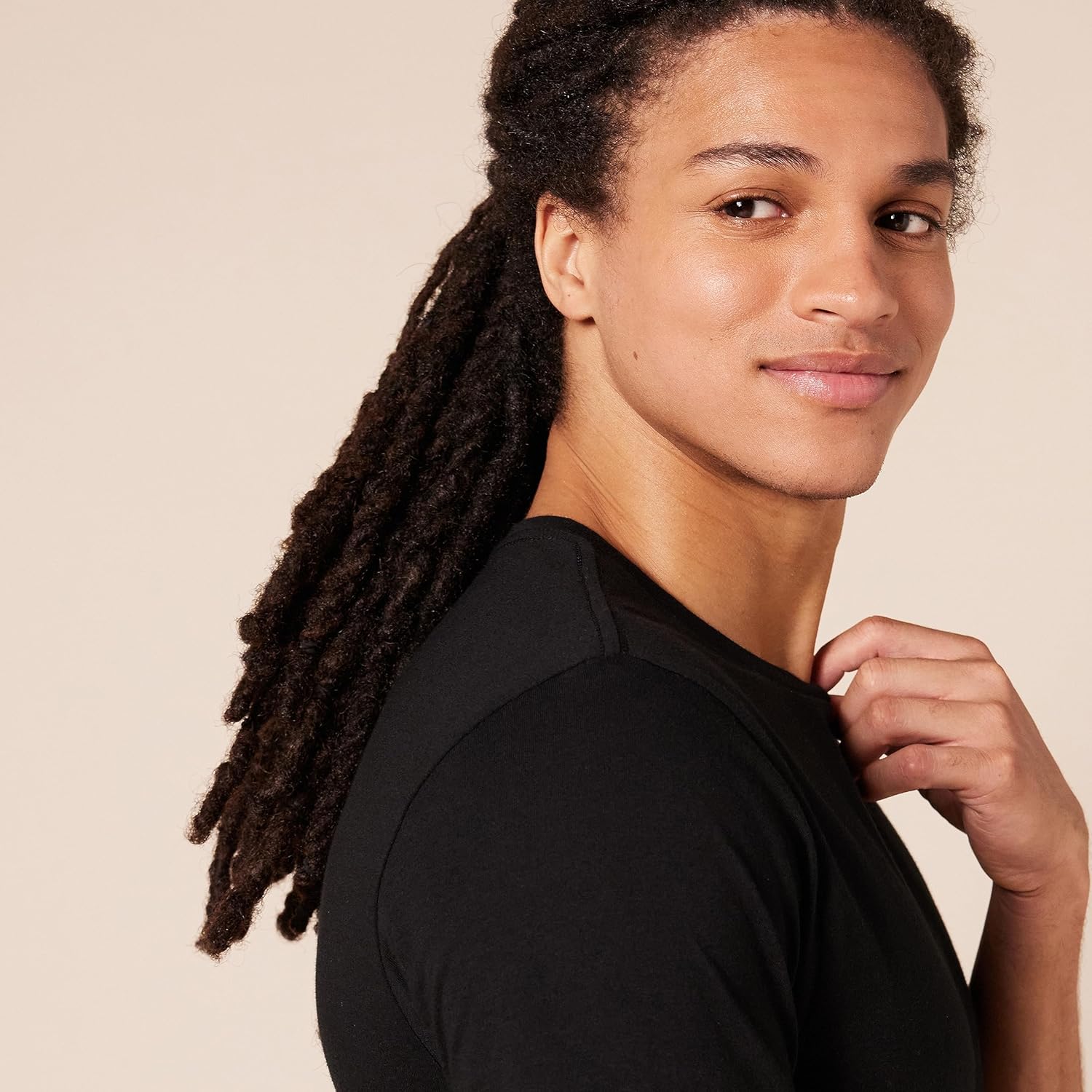  Essentials Men's Crew Neck T-Shirts. Pack of 6. Versatile Basics.