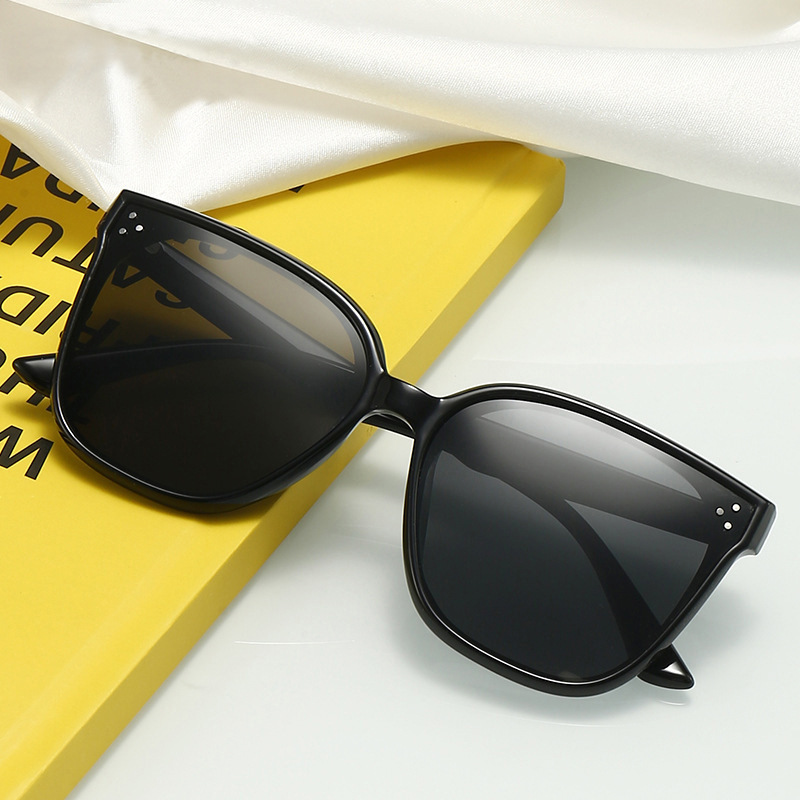 OPTIGEMS 2024 New sunglasses stylish large frame rice nail sunglasses