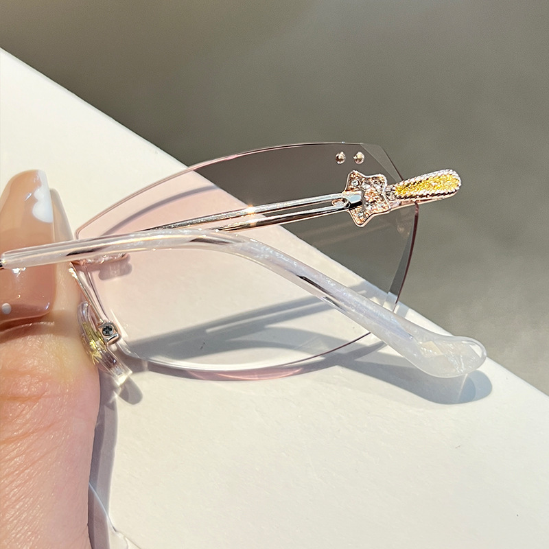 ULTRA-LIGHT FRAMELESS SIMPLE READING GLASSES