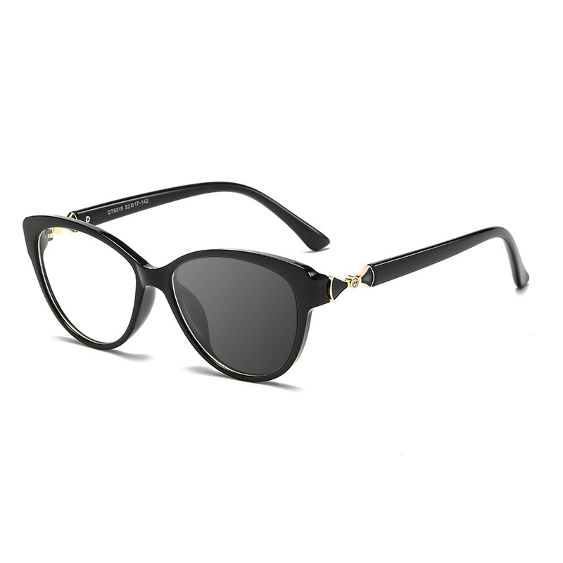 PHOTOCHROMIC LARGE-FRAME READING GLASSES