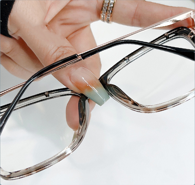 METAL-ACCENTED LARGE-FRAME NATURAL-LOOK READING GLASSES