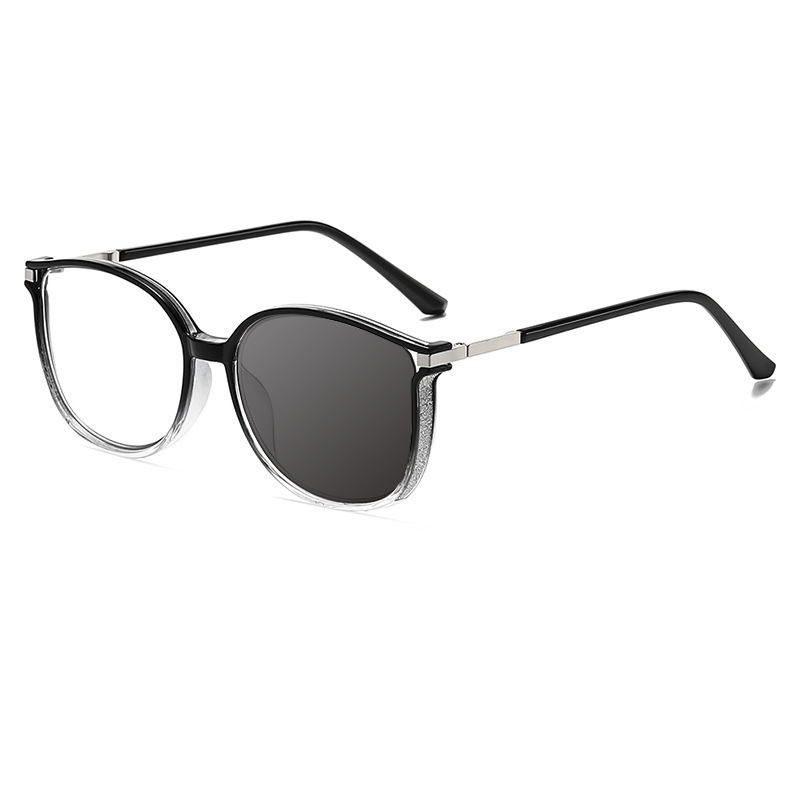  DIAMOND LARGE-FRAME PHOTOCHROMIC READING GLASSES