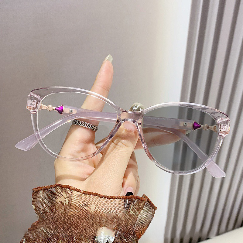PHOTOCHROMIC LARGE-FRAME READING GLASSES