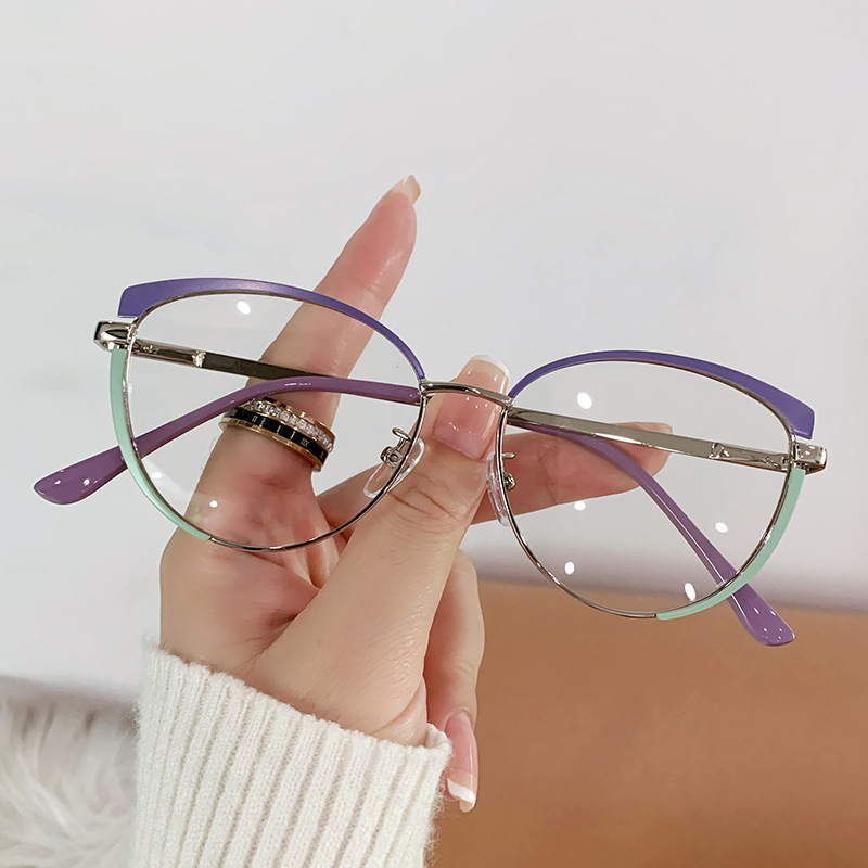 [Copy]CAT-EYE METAL HOLLOW FRAME PHOTOCHROMIC MULTIFOCAL READING GLASSES