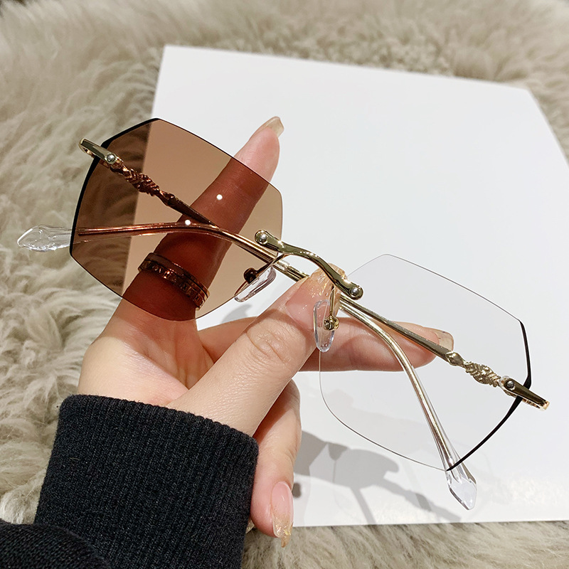 FASHIONABLE RIMLESS PHOTOCHROMIC GLASSES