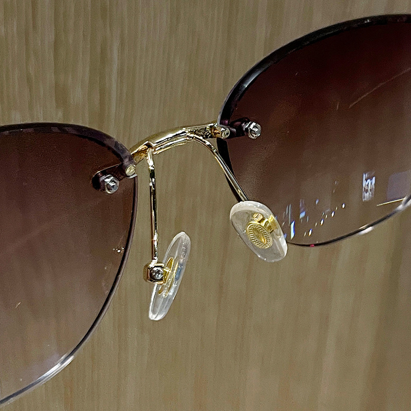 FASHION PC FRAMELESS METAL TRIMMED SUN GLASSES