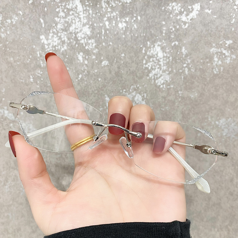  IRREGULAR-CUT FRAME READING GLASSES