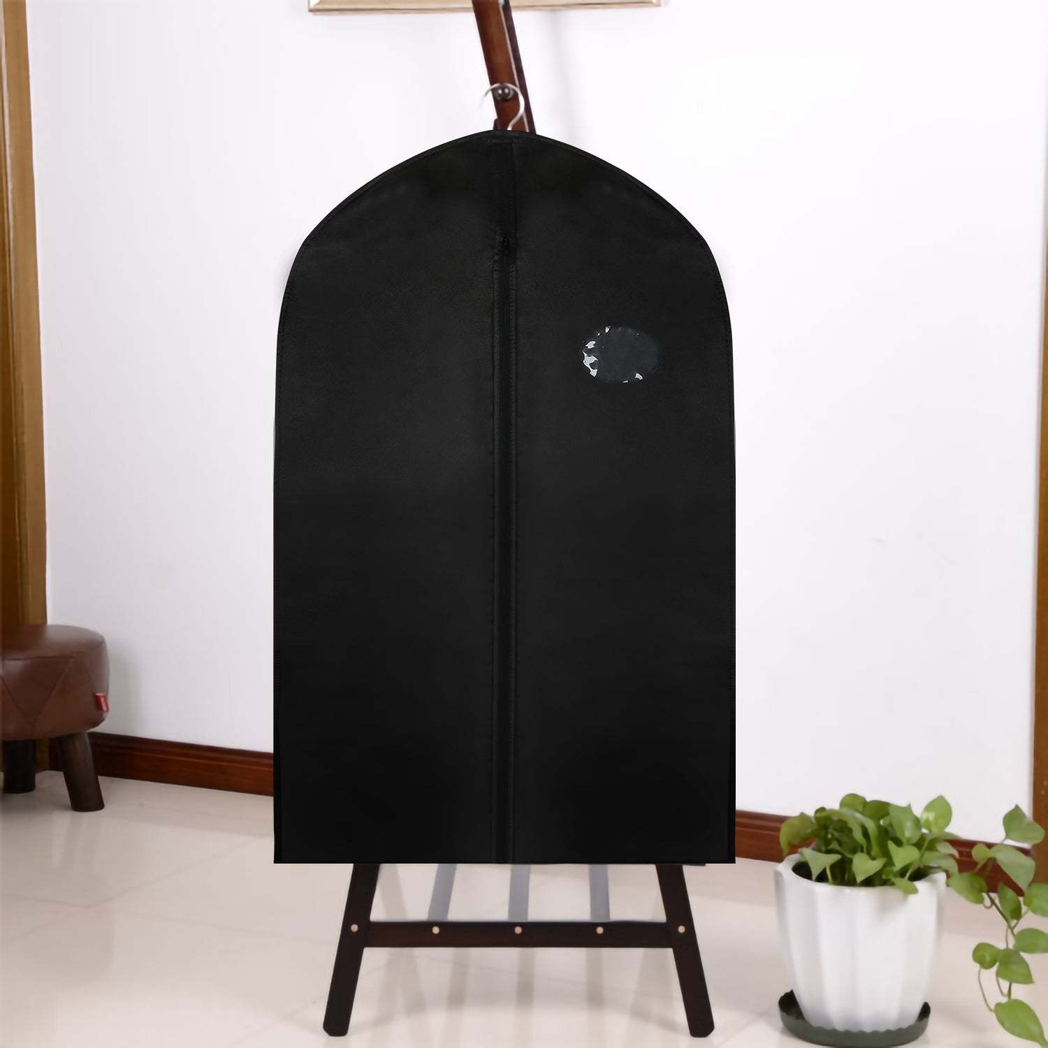 Pack of 5 suit garment bags including shoe bags