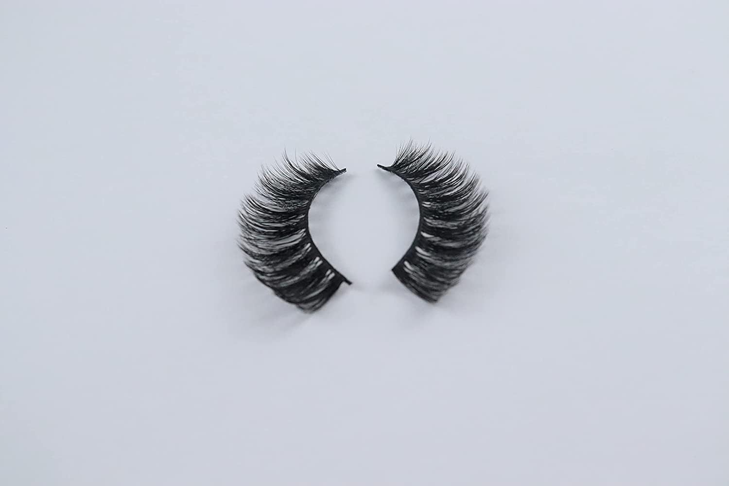 3D Faux Mink Eyelashes Reusable Soft 10 Pairs Fake Lashes Pack Waterproof False Eyelash Set for Daily Use Easy to Apply (10 Pairs-15mm)