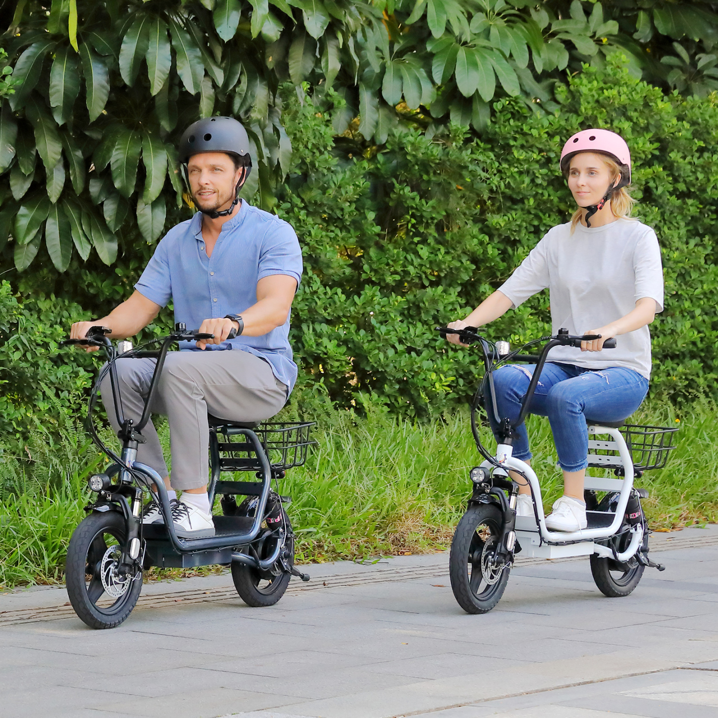 Caroma Peak 560W Electric Scooter P1