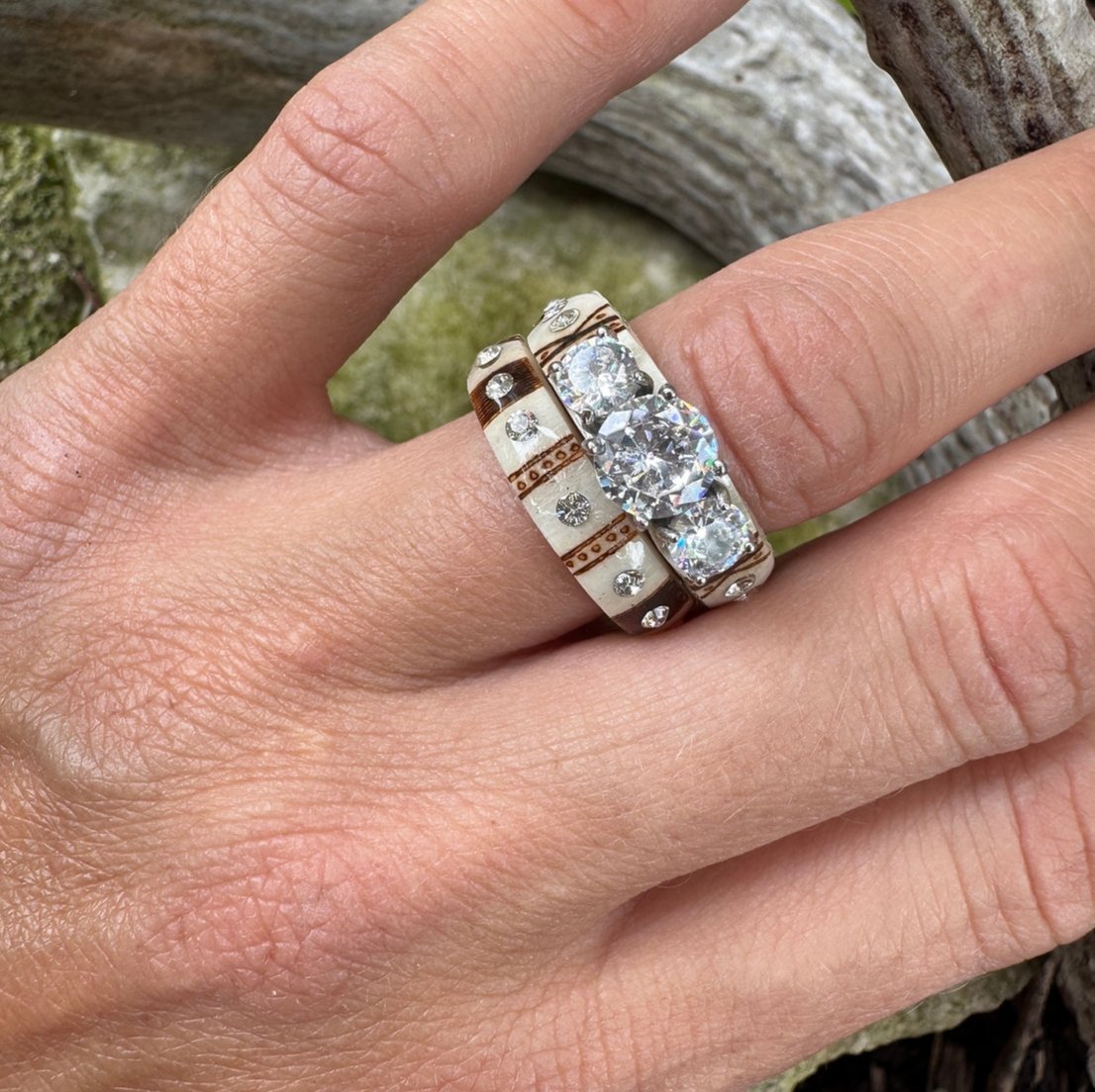 🔥Special Offer 49% OFF-💍Hand Carved Antler Ring 🌏Made From Natural Shed Antlers